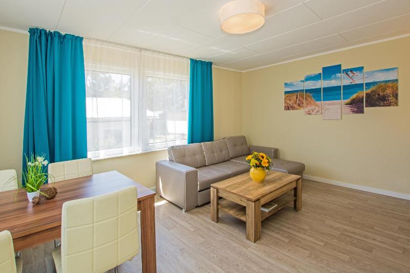 One-Bedroom Apartment image 2