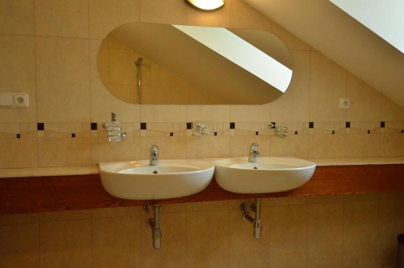 One-Bedroom Suite image 2