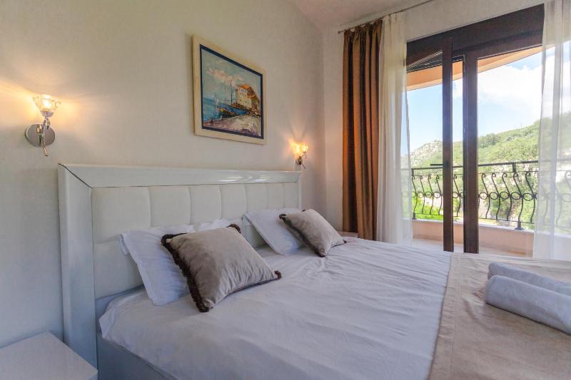 Three-Bedroom Apartment image 4
