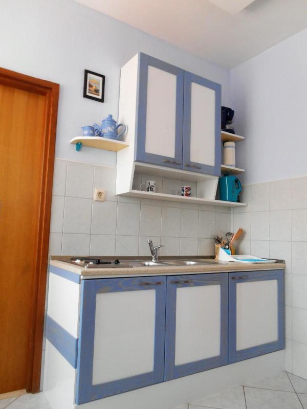 Studio Apartment image 4