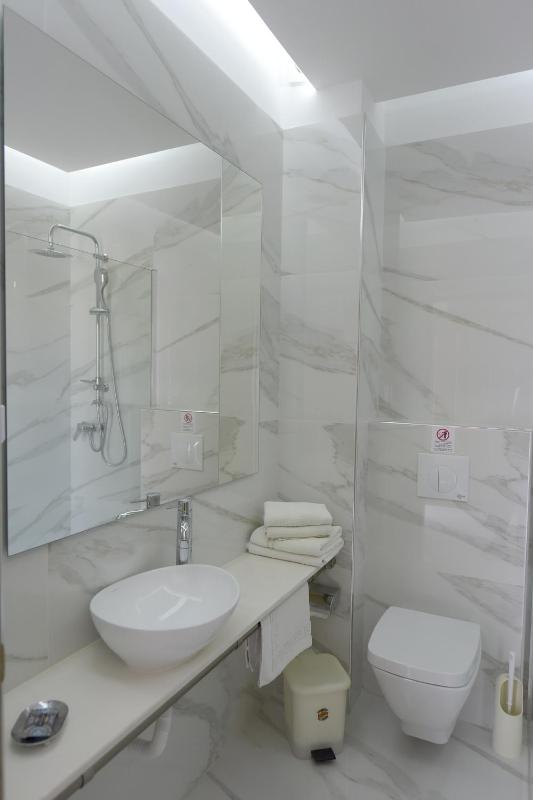 Trianta Hotel Apartments - image 16