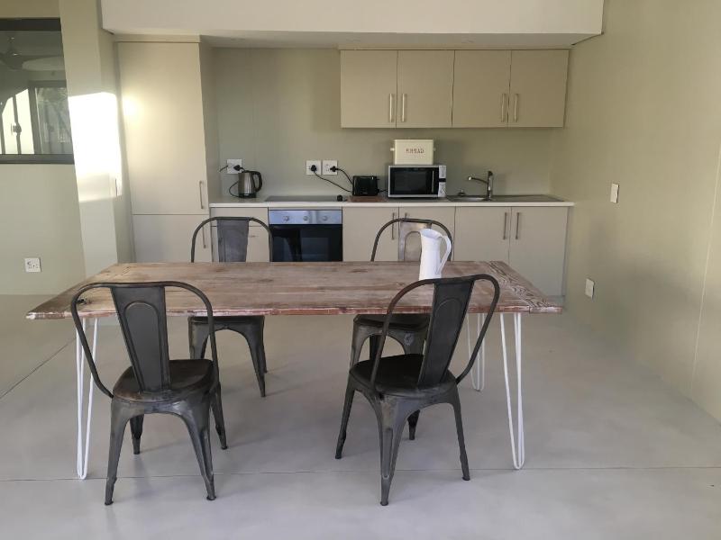 Klein Windhoek Garden flat - image 7