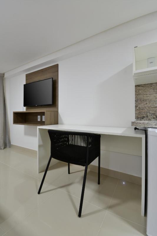 Littoral Gold Flat - image 42