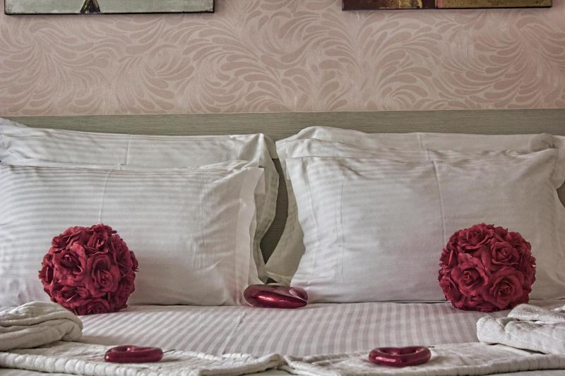 Koza Suite Hotel - image 4