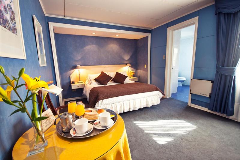 Superior Double Room image 1