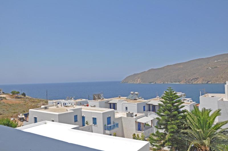 Studio with Sea View image 2