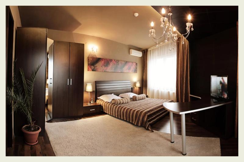 Apartment with Balcony image 3