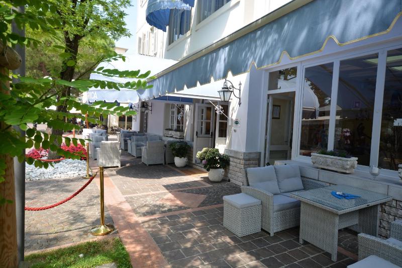 Hotel Villa Erica - image 11