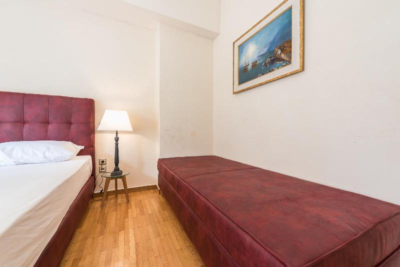 Victoria Familia Apartments - image 6