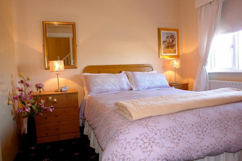Annandale House - image 11