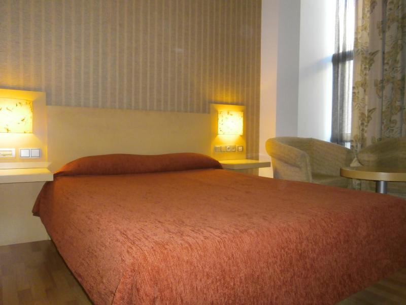 Double Room image 2