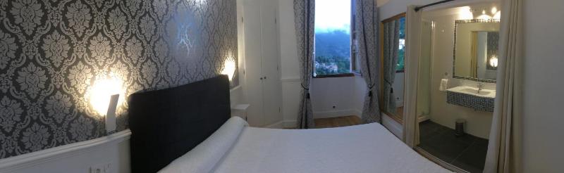 Double Room with Valley View image 1
