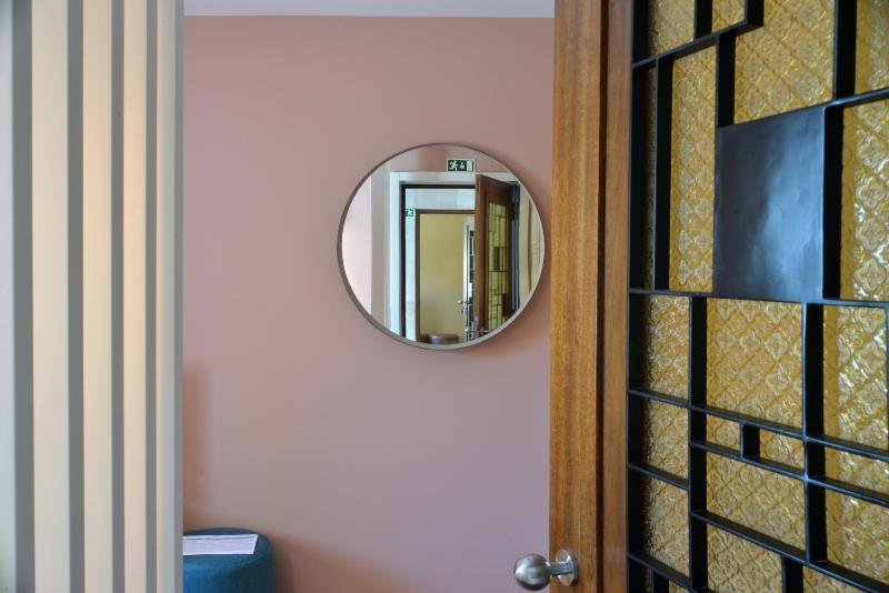 Spot Family Apartments - image 12