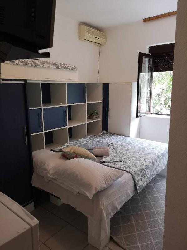 Apartment image 4