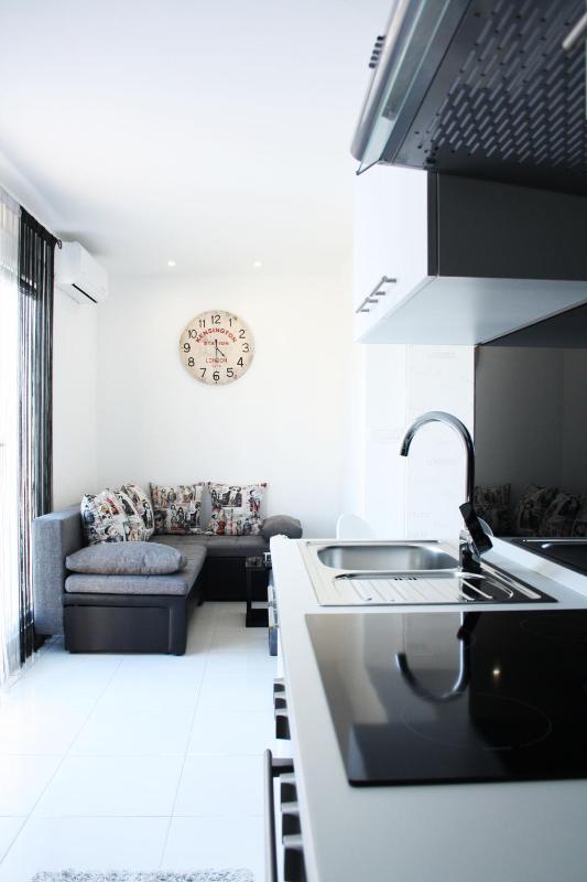 Apartment with Sea View image 2