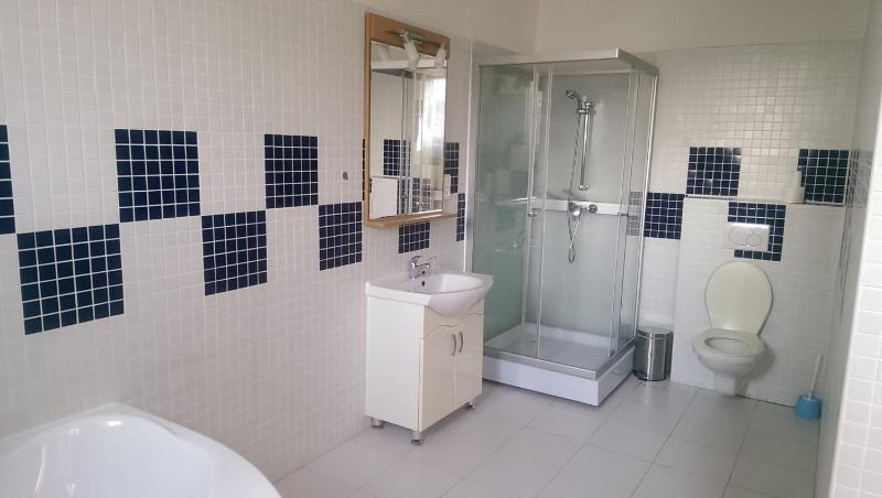 Deluxe Double Room image 2
