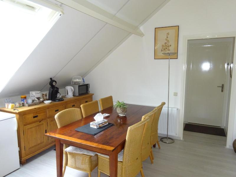 Superior Triple Room image 3
