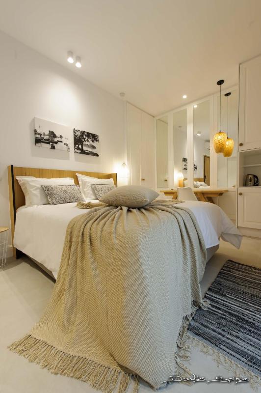 Standard Double or Twin Room image 1