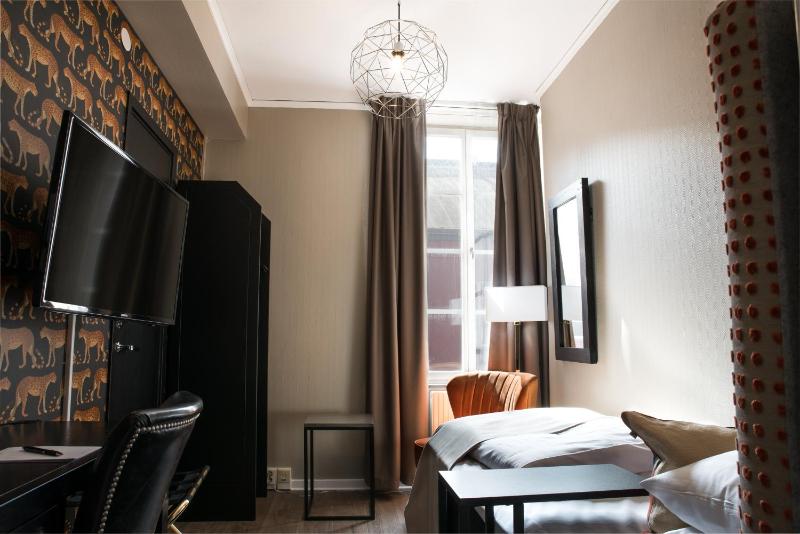Superior Single Room image 2