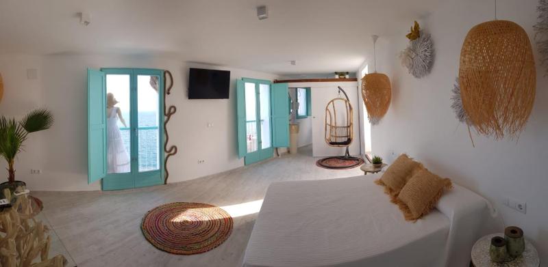 Junior Suite with Sea View image 3