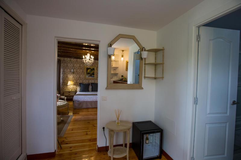 Double Room with View image 4