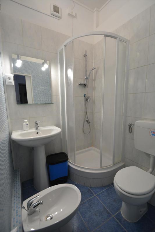 Comfort Triple Room image 4