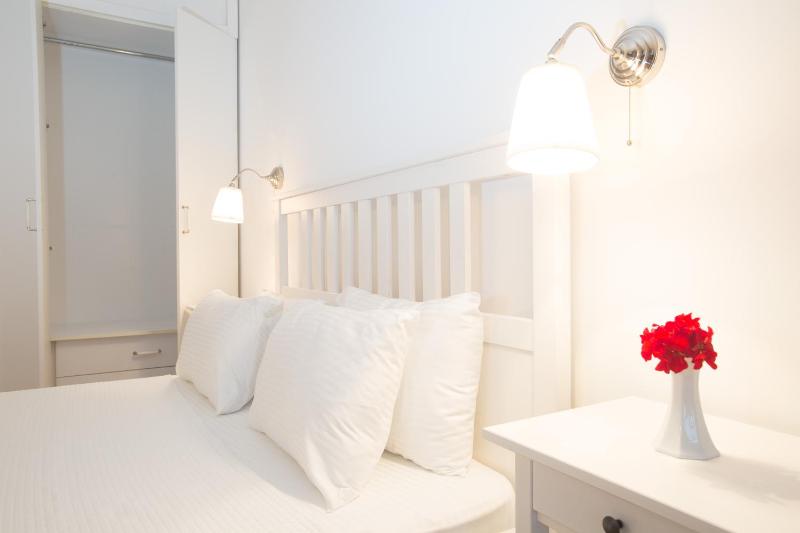 Deluxe Family Room image 1