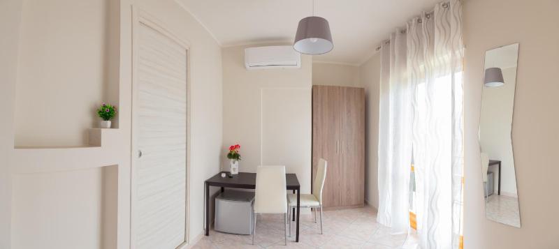 Double or Twin Room with Private Bathroom image 4