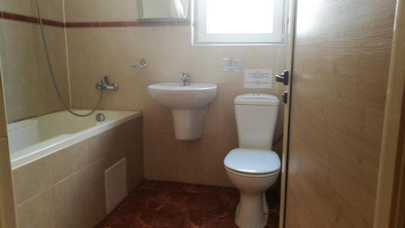 Double or Twin Room with Balcony image 2