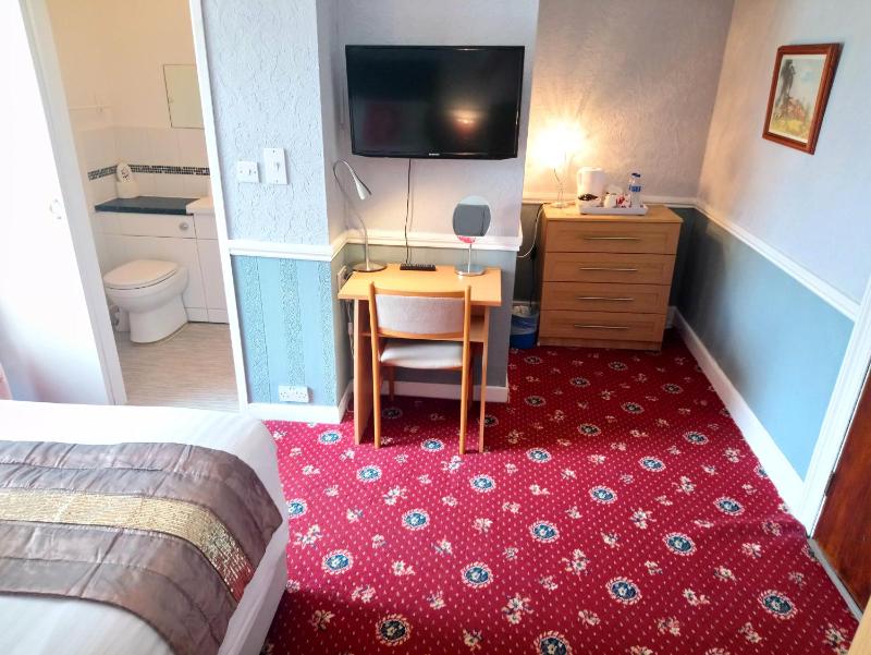 Superior Double Room image 3