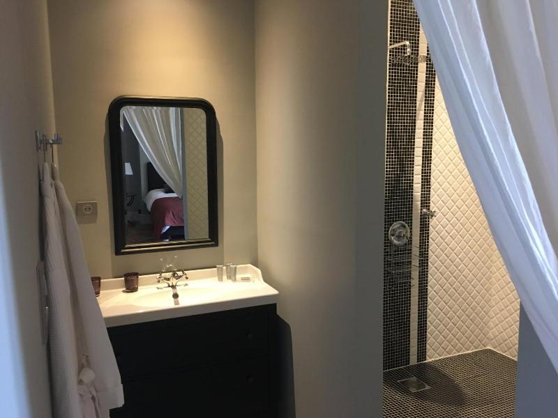 Double Room with Garden View image 2