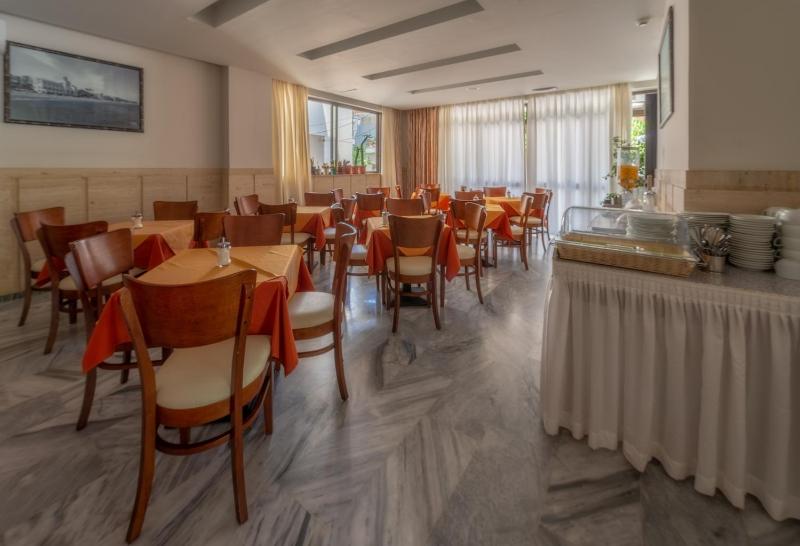 Dimitris Paritsa Hotel - image 4