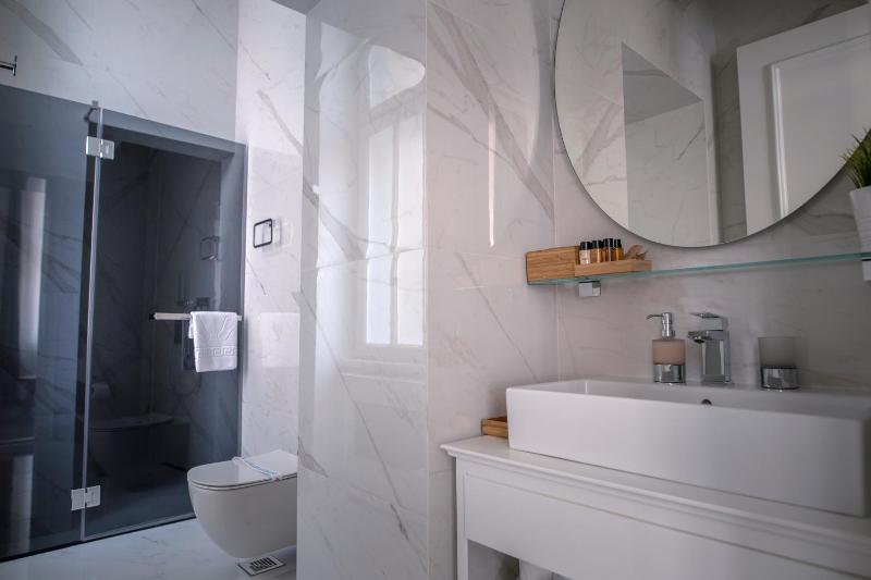 Family Junior Suite with Free Parking image 3