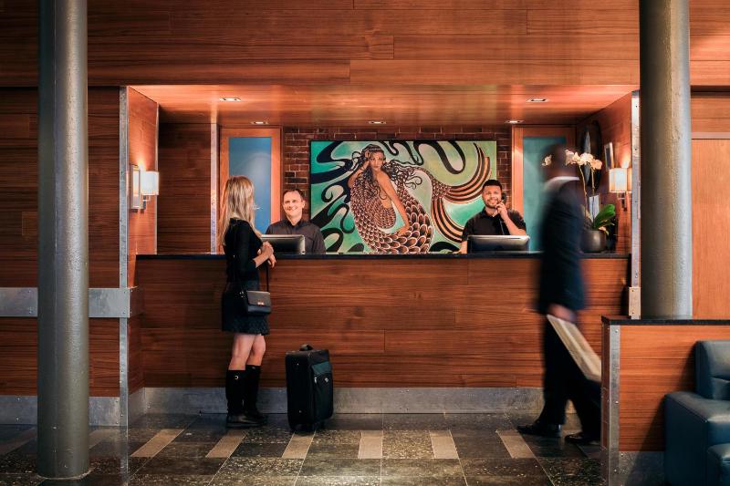 Harborside Inn - image 6