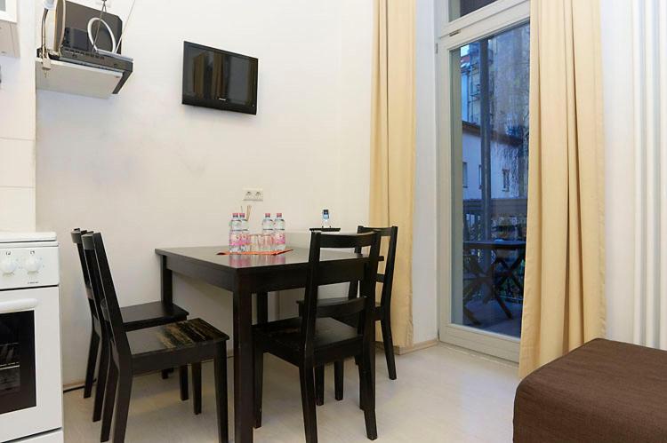 One-Bedroom Apartment with an open Kitchen and Balcony (50 m2) image 4