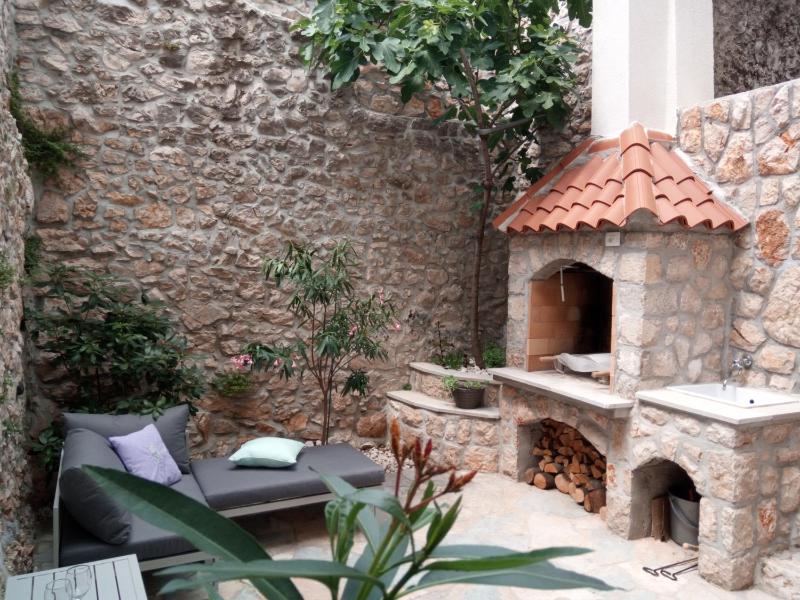 Deluxe Villa Nina - image 18