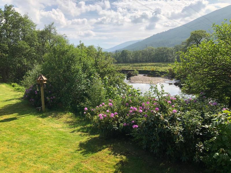 Luxury Double Room with River View image 4