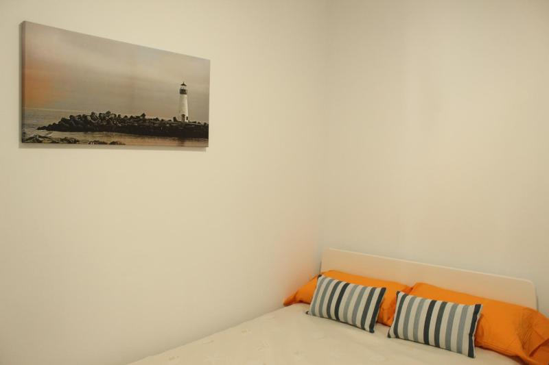 Deluxe Double Room with Bath image 2
