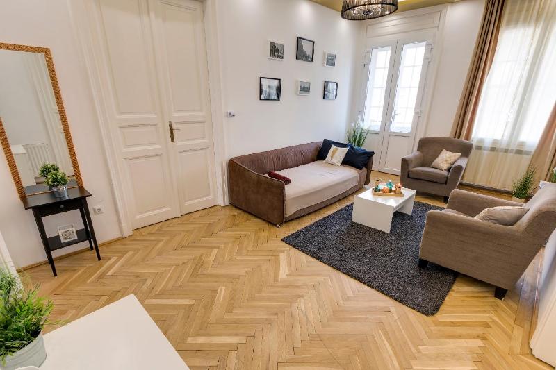 Real Apartments Zoltán - image 10