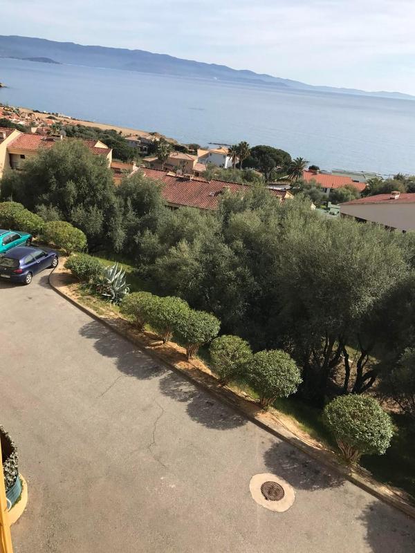 Studio with Sea View image 3