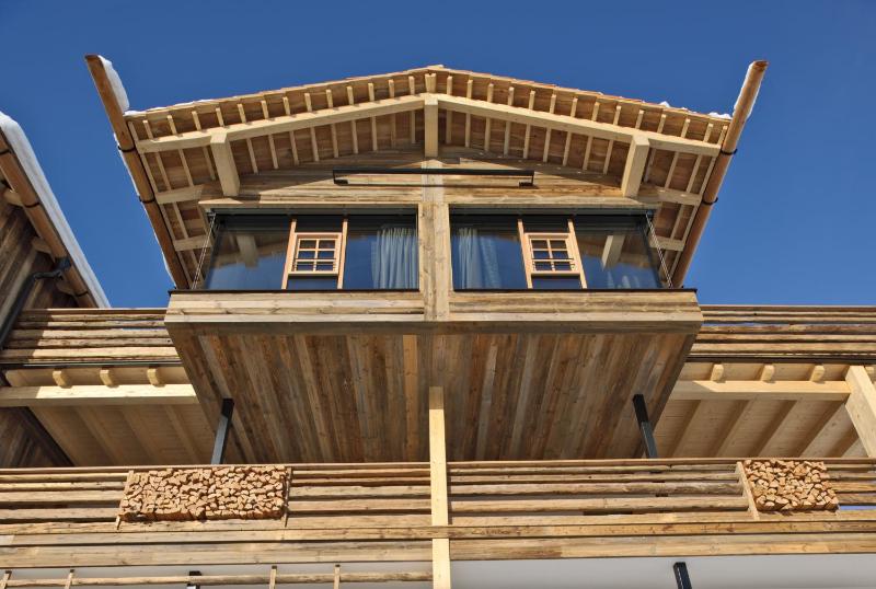 Chalet (2 Adults) image 1