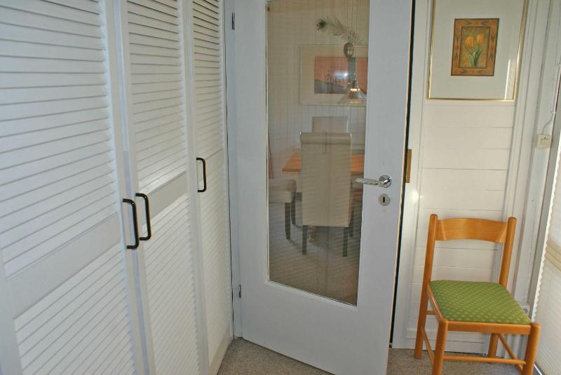 Two-Bedroom House image 4