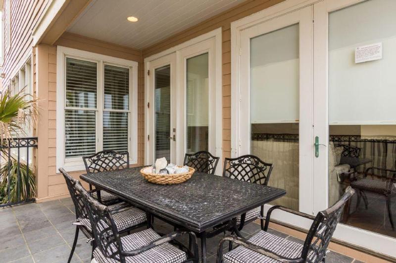Four-Bedroom Holiday Home image 3