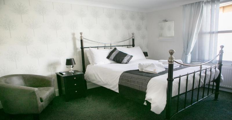 En Suite Double Room image 4