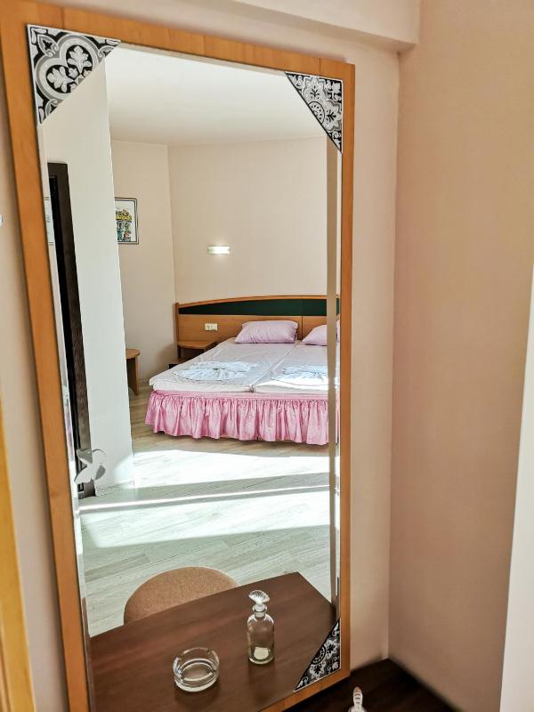 Double Room - Disability Access image 4
