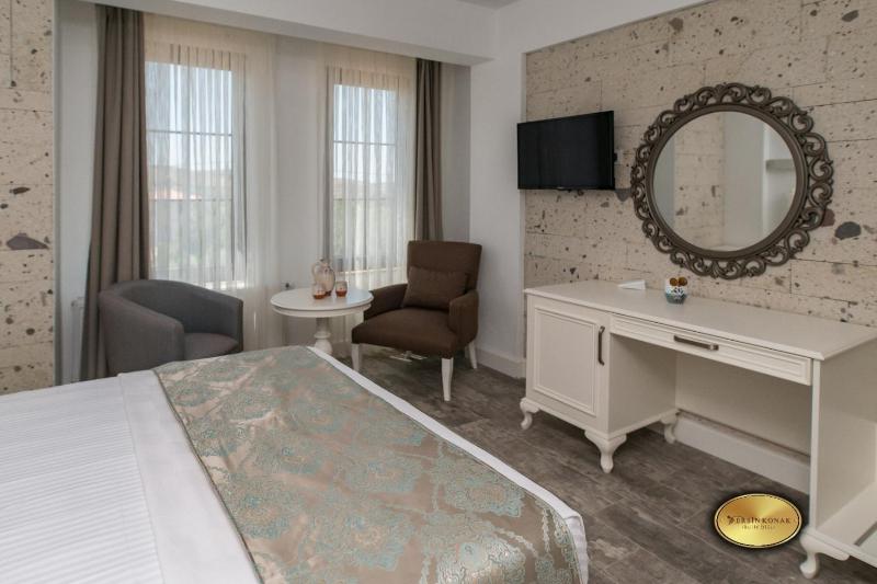 Superior Double Room image 2
