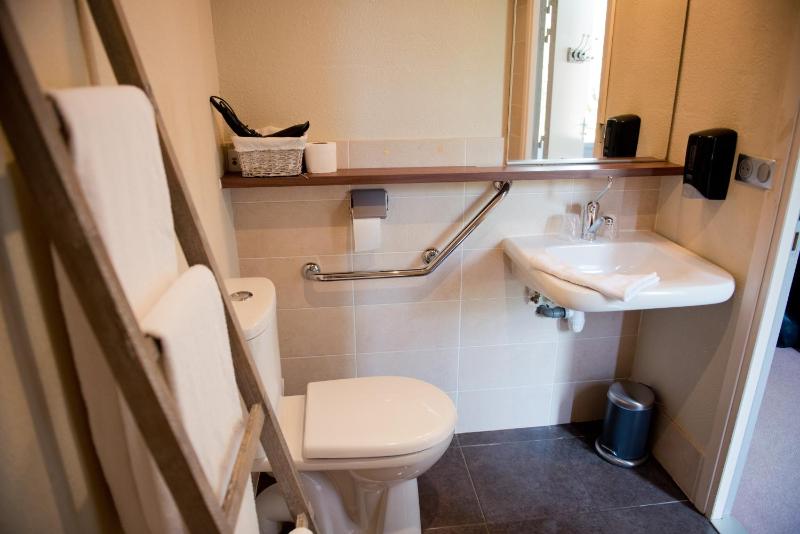 Double Room Disability Access image 3