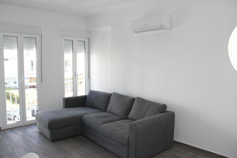 Espectacular Apartamento con Vistas al Mar - Solo Familias - image 6