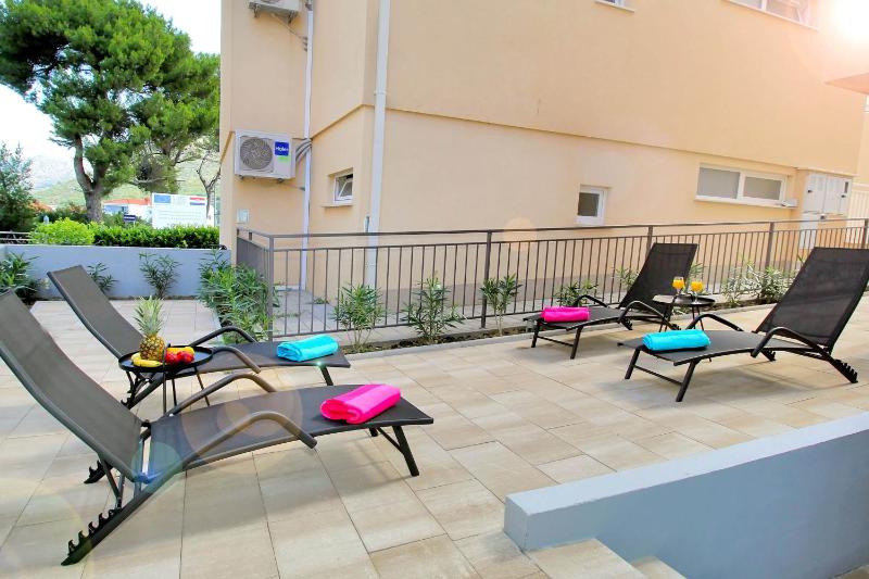 Superior Apartment image 2