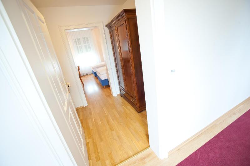 Business Double Room image 4